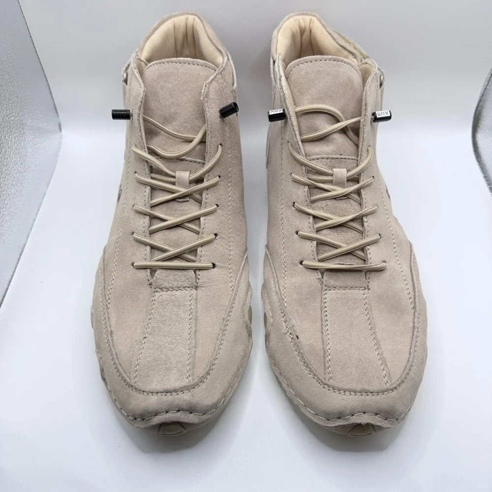 Men's DBeck Explorer series suede boots.